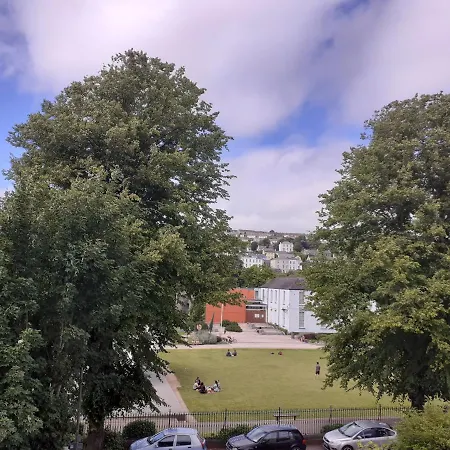 Redclyffe 3* Cork