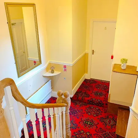 Redclyffe Gæstehus 3*