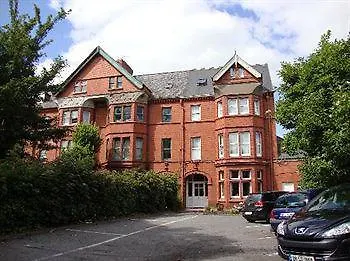 Redclyffe 3*